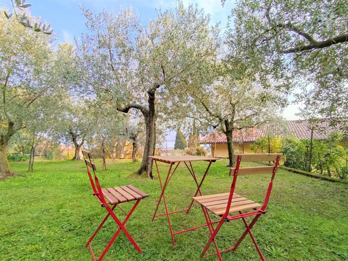 Iseolakerental - L'Uliveto Di Bea Predore Buitenkant foto